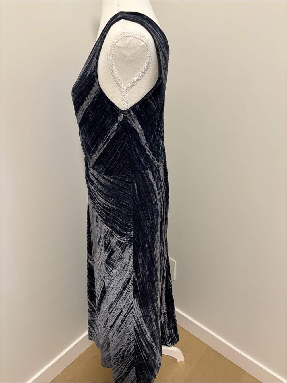 Vince Charcoal Velvet V-Neck Maxi Dress - Picture 2 of 7